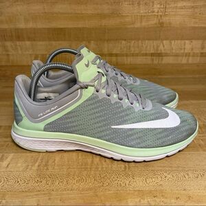 Nike Womens FS Lite Run 4 Athletic Shoes Green 852468-003 Lace Up Low Top 8.5